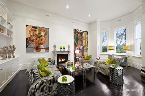 Property photo of 134 Kooyong Road Armadale VIC 3143