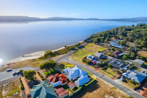 Property photo of 19A The Esplanade Lower King WA 6330