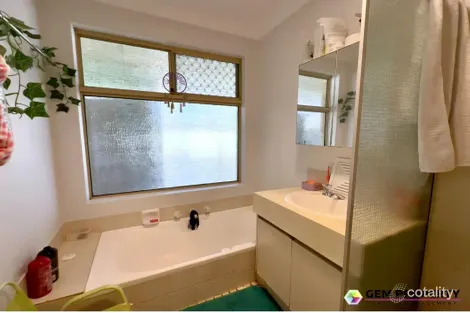 Property photo of 31 Waldron Boulevard Greenfields WA 6210