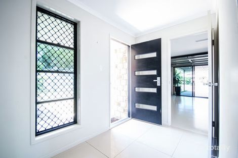 Property photo of 31 Osprey Close Slade Point QLD 4740