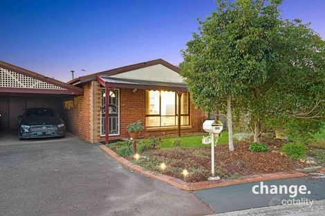 17 Warren Cl, Narre Warren, VIC 3805