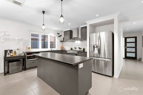 Property photo of 8 Bacchus Road Cranbourne West VIC 3977