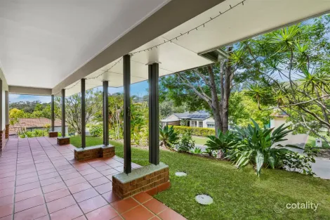 Property photo of 11 Hertford Crescent Mudgeeraba QLD 4213