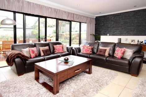 Property photo of 19/54-62 Osprey Drive Illawong NSW 2234