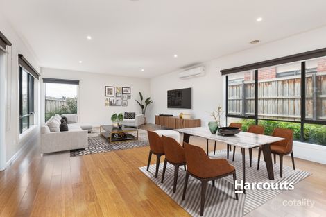 Property photo of 1 Hackberry Place Berwick VIC 3806