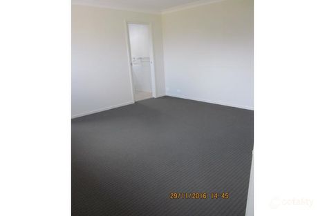 Property photo of 10 Jackson Crescent Elderslie NSW 2570