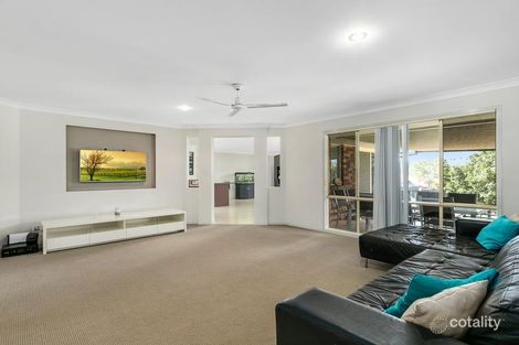 Property photo of 15 Easter Crescent Pacific Pines QLD 4211