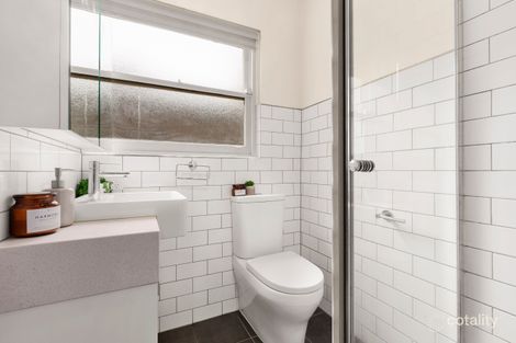 Property photo of 10/28 Wattle Road Hawthorn VIC 3122