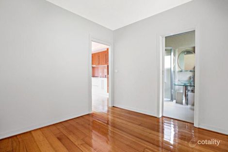 Property photo of 6/2A Washington Street Toorak VIC 3142