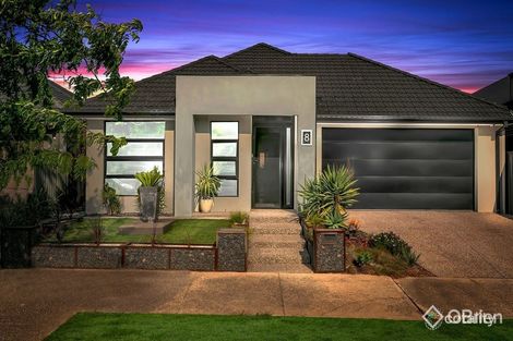 Property photo of 8 The Grange Caroline Springs VIC 3023