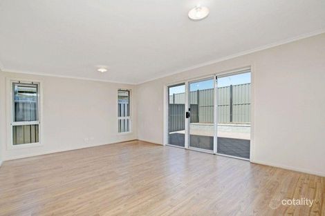 Property photo of 13 Sunderland Crescent Seaford SA 5169