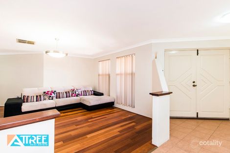 Property photo of 10 Ebury Mews Canning Vale WA 6155