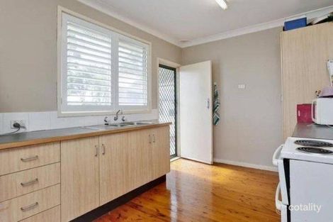 Property photo of 40 East Street Warners Bay NSW 2282