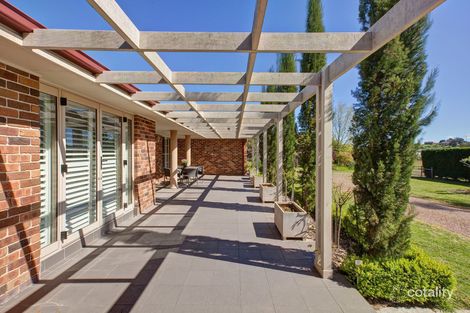 Property photo of 2 Hampton Court Moss Vale NSW 2577