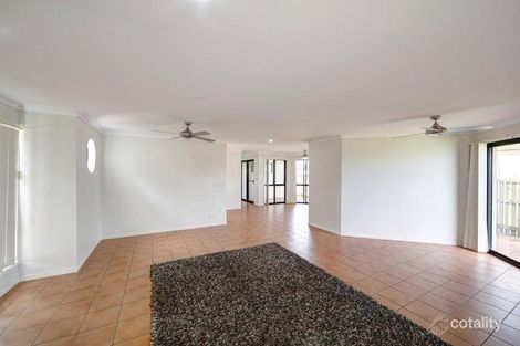 Property photo of 22 Robert John Circuit Coral Cove QLD 4670