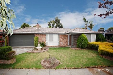 Property photo of 28 Baringa Park Drive Narre Warren South VIC 3805
