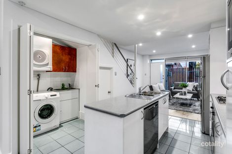 Property photo of 17 Vinrace Street Adelaide SA 5000