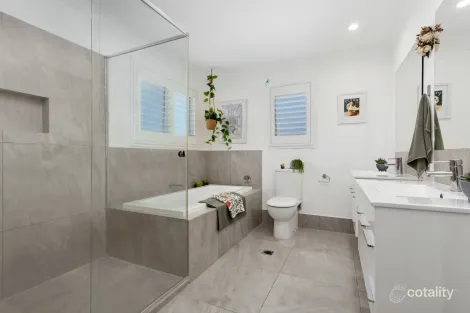 1/10 Lime St, Caloundra West, QLD 4551