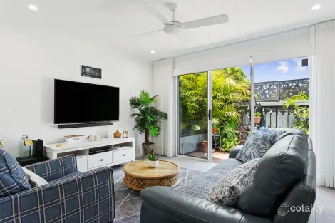 Property photo of 1/10 Lime Crescent Caloundra West QLD 4551