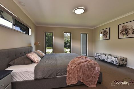 Property photo of 20 Awabakal Drive Fletcher NSW 2287