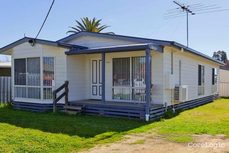 18 Henty St, Culcairn, NSW 2660