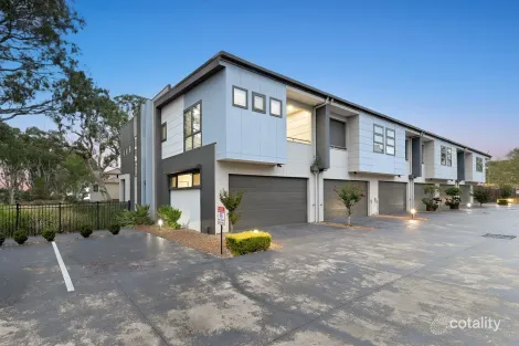 Property photo of 13/31 Orlando Crescent Keysborough VIC 3173