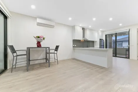 Property photo of 13/31 Orlando Crescent Keysborough VIC 3173