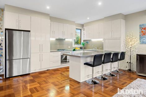 Property photo of 2/575 Warrigal Road Bentleigh East VIC 3165