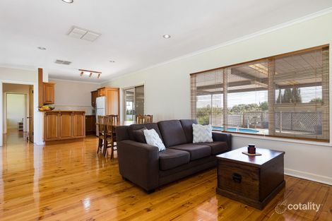 Property photo of 18 Bayvue Crescent Ridgehaven SA 5097