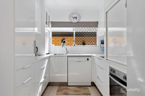 Property photo of 3/19 Sonia Street Mermaid Waters QLD 4218