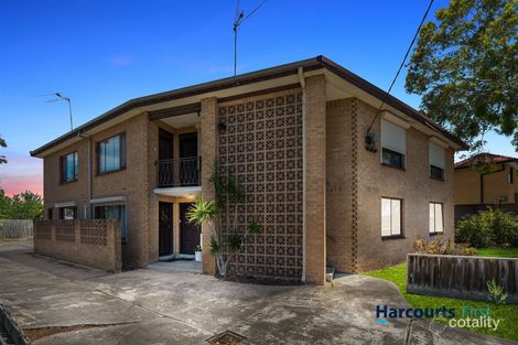 Property photo of 1/490 Haughton Road Clayton South VIC 3169