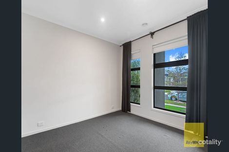 Property photo of 9 Conteve Way Truganina VIC 3029