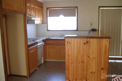 Property photo of 33A Longfellow Avenue Mooroolbark VIC 3138