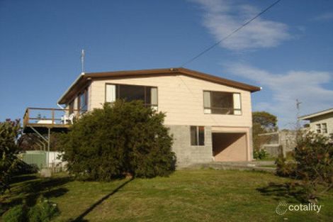 14 Bay View Ave, Binalong Bay, TAS 7216