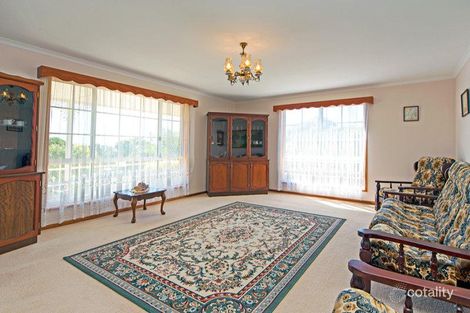 Property photo of 28 Gully Drive Gulfview Heights SA 5096