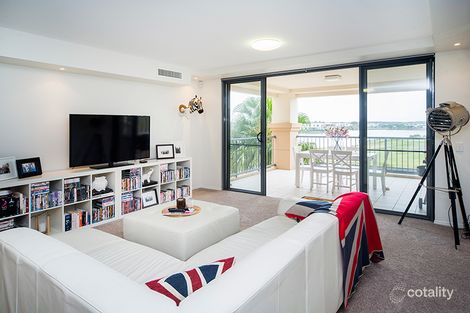 Property photo of 8409 Magnolia Drive East Hope Island QLD 4212