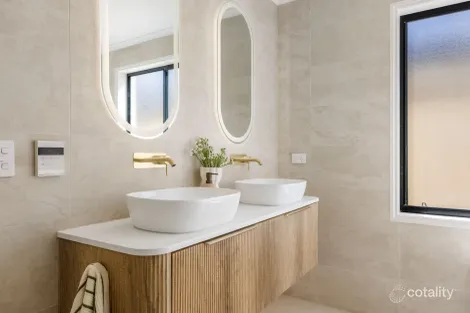 Property photo of 2 Bricknell Street Magill SA 5072