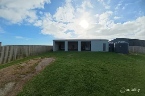 22 Hammer Pde, Blackfellows Caves, SA 5291