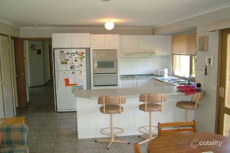 Property photo of 374 Dandelion Drive Rowville VIC 3178