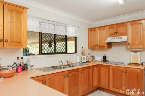 Property photo of 35 Brady Close Glenlee QLD 4711