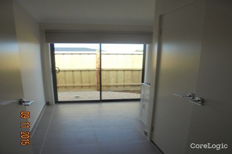 Property photo of 18 Nantha Way Brookfield VIC 3338