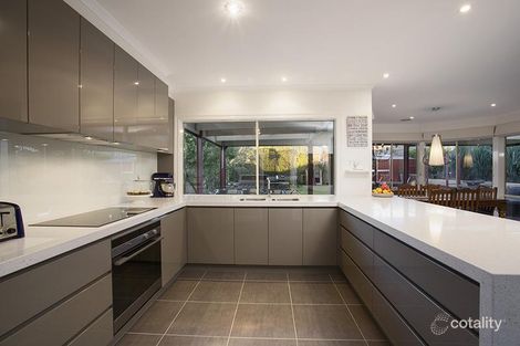 Property photo of 4 Princess Court Mooroolbark VIC 3138