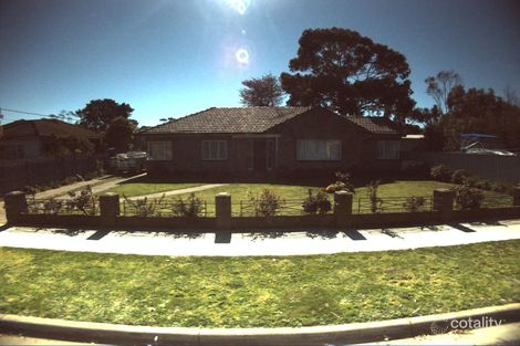 33 Myrtle Gr, North Shore, VIC 3214