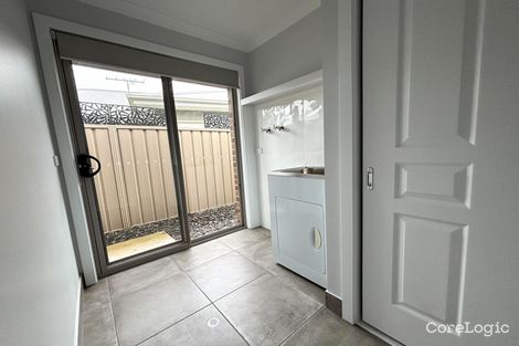 Property photo of 26 Albatross Avenue Glenroy NSW 2640