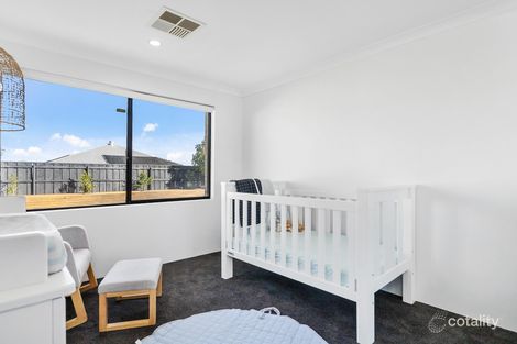 Property photo of 14 Mundego Turn Ellenbrook WA 6069