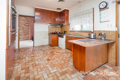 Property photo of 8 Somerset Drive Dandenong North VIC 3175