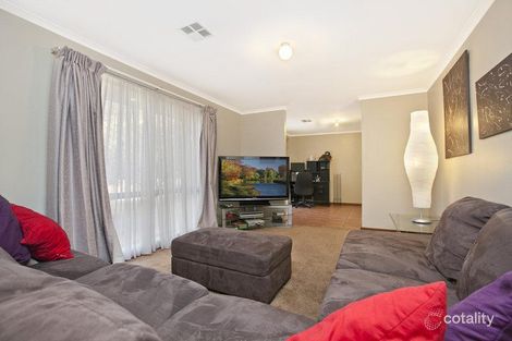 17 Caloundra Dr, Paralowie, SA 5108