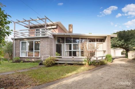 32 Inga Pde, Mount Martha, VIC 3934