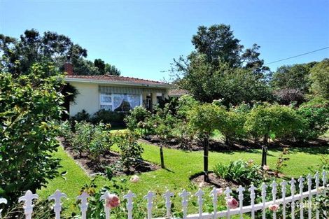 Property photo of 252 Grove Road Lesmurdie WA 6076