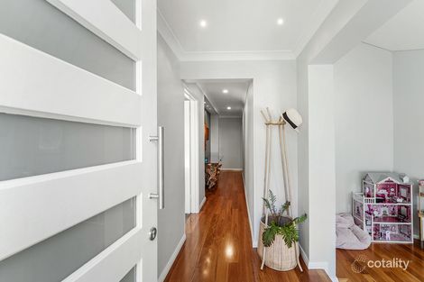 Property photo of 5 Gael Place Kallaroo WA 6025